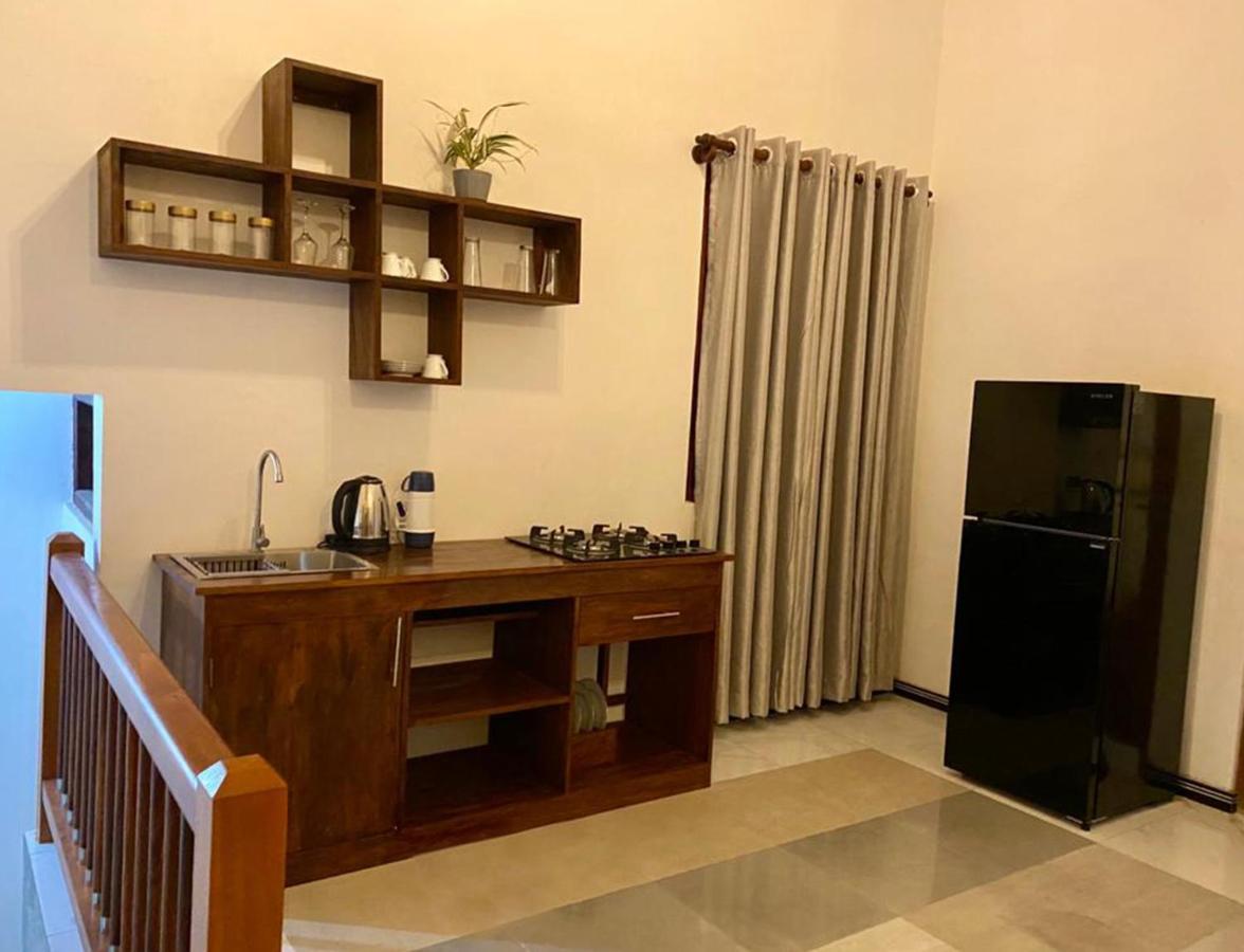 Nilupul Villa Ambalangoda  Luaran gambar