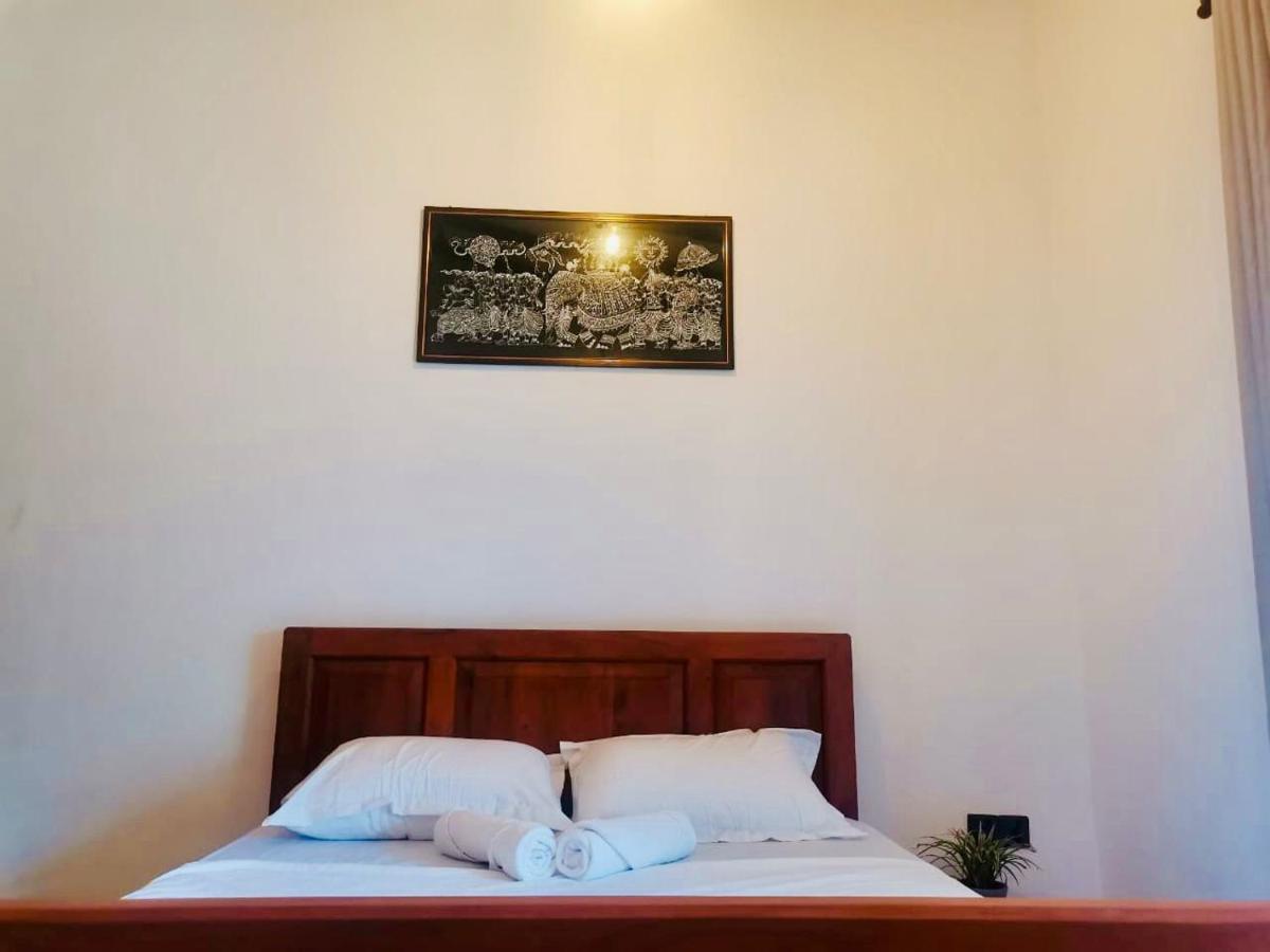 Nilupul Villa Ambalangoda  Luaran gambar